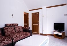 Bedroom 7 Castle Howchow Beach Resort Hotel 