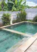 SWIMMING_POOL 