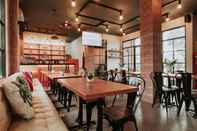Bar, Cafe and Lounge Azzahra Guest House Syariah