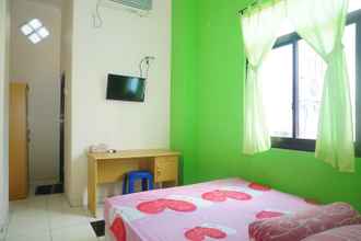 Bedroom 4 Kos Merah