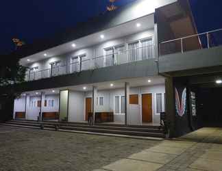 Bangunan 2 Q Hotel Mayangan