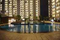 Swimming Pool Cozy Studio above Pakuwon Mall (Supermal)