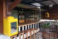 Bar, Cafe and Lounge Panderman Homestay Batu