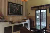 Lobby Panderman Homestay Batu