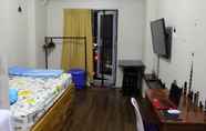 Bedroom 2 Budget Homey Apartment in Puri