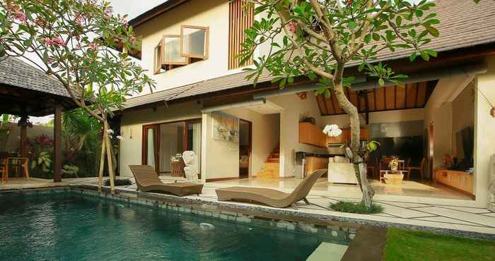 Bangunan Desa Di Bali Villas 