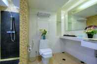 In-room Bathroom Aspira Skyy Sukhumvit 1