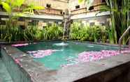 Kolam Renang 6 Natha Ubud Private Pool Villa