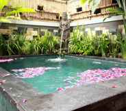 Kolam Renang 6 Natha Ubud Private Pool Villa