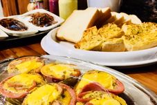 ร้านอาหาร Anika Destiny