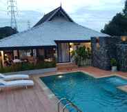 Swimming Pool 2 The Loft Riverside Chiang Mai