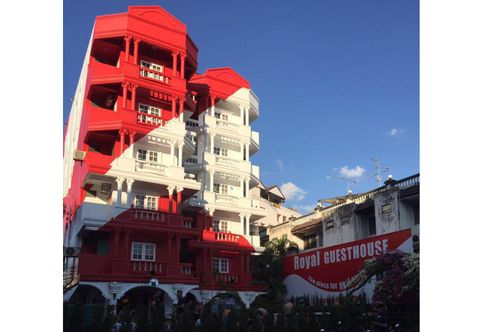 Exterior Royal Guesthouse At Chiang Mai Old City By Hjz