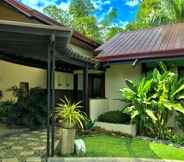 Exterior 3 IASIS Bed & Breakfast 