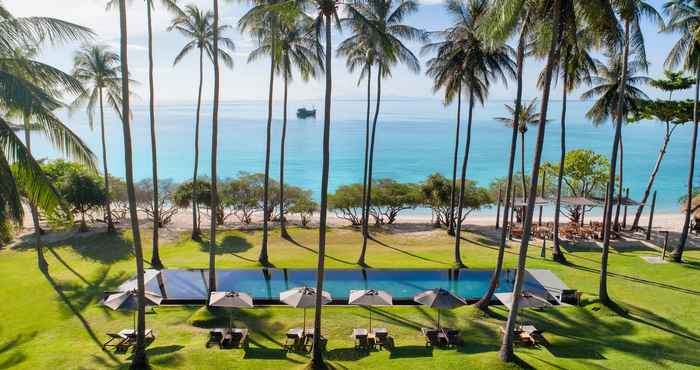 Swimming Pool Haadtien Beach Resort