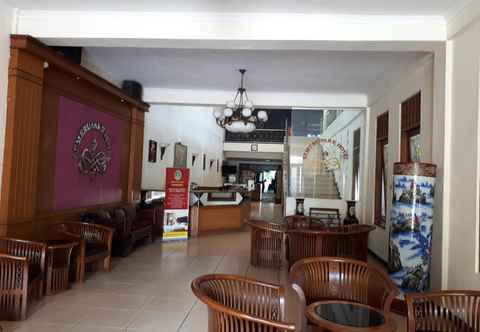 Lobby Semeru Park Hotel