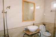 In-room Bathroom Casa de Rose Homestay