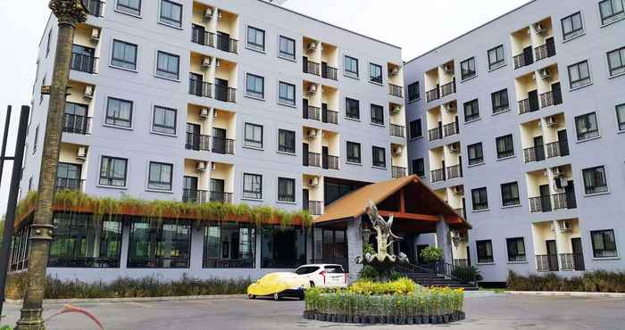 Exterior Hotel Iya