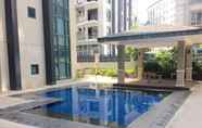 Kolam Renang 4 Unit 1T, Palm Tree Villas 2, Pasay