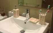 In-room Bathroom 6 Unit 1T, Palm Tree Villas 2, Pasay