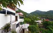 Toilet Kamar 4 Balcony Villa