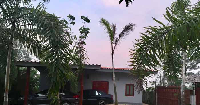 Exterior Baan Mali Lampang