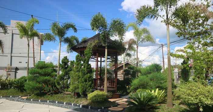 Bên ngoài Auliadinar Hotel Sampit