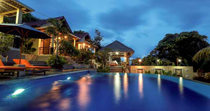 Kolam Renang Nipah Pool Villas and Restaurant