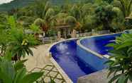 Kolam Renang 2 Nipah Pool Villas and Restaurant