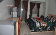 ห้องนอน 3 Private Apartement Margonda Residence 3