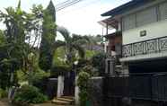 Bangunan 2 Kembang Guest House