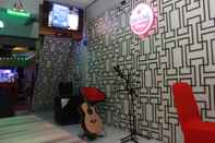 Entertainment Facility Star Hotel Parapat