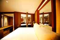 Bedroom Baan Somprasong Condominium
