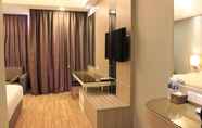 Kamar Tidur 6 Livingston Hotel