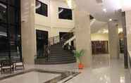 Luar Bangunan 3 Livingston Hotel