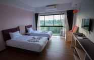 Kamar Tidur 4 Phatra Boutique Hotel