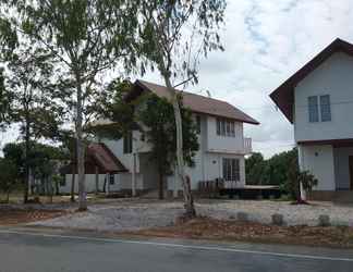 Exterior 2 River Terrace Pranburi