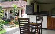 Phòng ngủ 7 Indah Homestay Senggigi