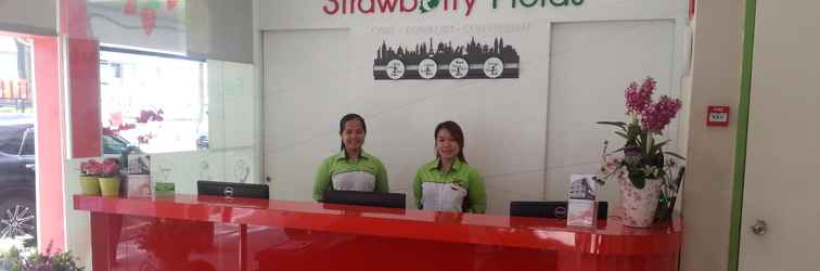 Lobi Hotel Strawberry Fields