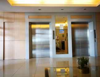 Lobby 2 Cozy Condo Unit Studio Type near Airport