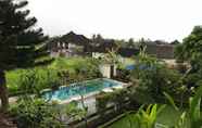 Swimming Pool 2 Mimpi Manis Villa Ubud