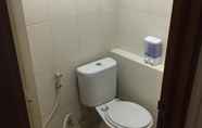 In-room Bathroom 4 Apartemen Green Lake View by Property Time