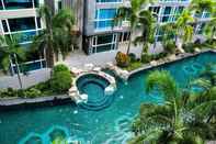 Kolam Renang Centara Avenue Residence by Ryan