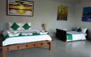 Kamar Tidur 3 Sunshoot Villa Sandat