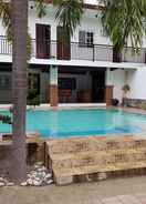 EXTERIOR_BUILDING Transient Place in Bataan (with pool)