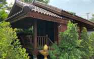 ภายนอกอาคาร 6 Sirimongkol Resort Suratthani