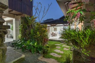 Exterior 4 The Sansu Villa