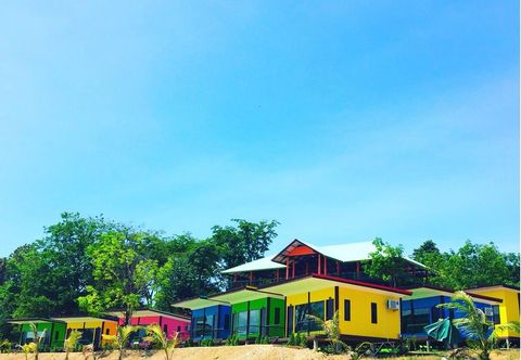 Accommodation Services T-House@Siray