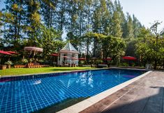 Swimming Pool 2 The colonial charm
