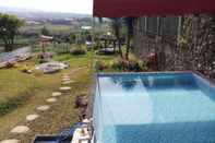 Swimming Pool Villa Rafasa Batu - Four Bedroom