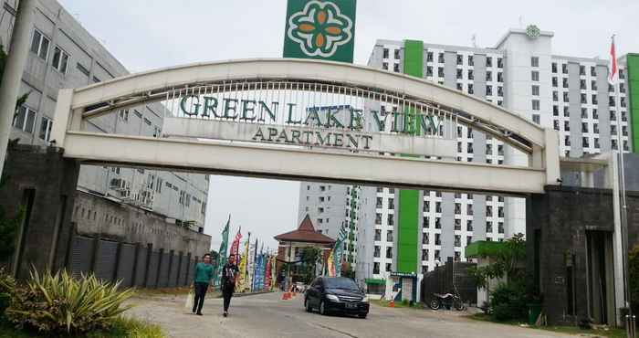 Lobi Fresh Room at Apartment Greenlake View